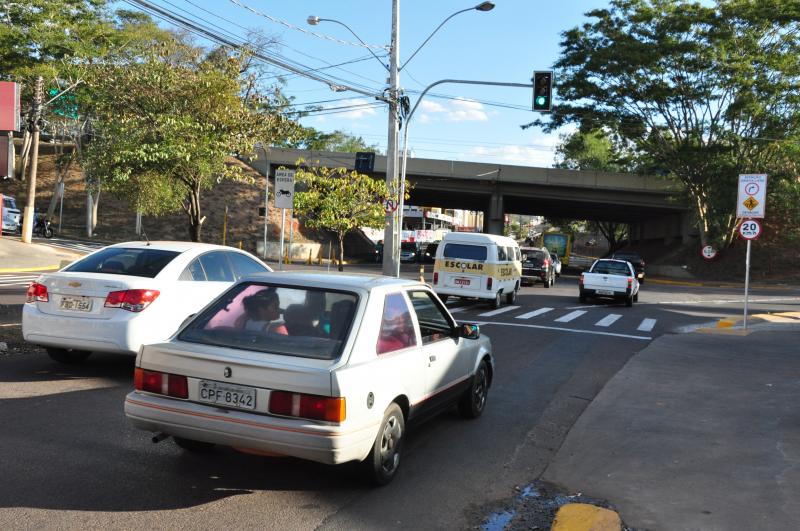 José Reis - Placa de “Direita Livre” apresenta recurso que permite fluidez do trânsito no cruzamento