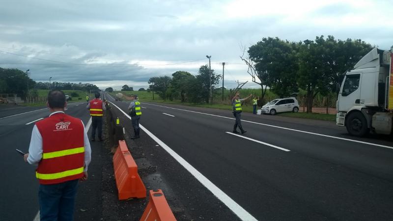 Cedida/Cart: Ação envolve equipes na entrega de kits lanches, medição de temperatura, orientações sobre higienização, entre outras ações