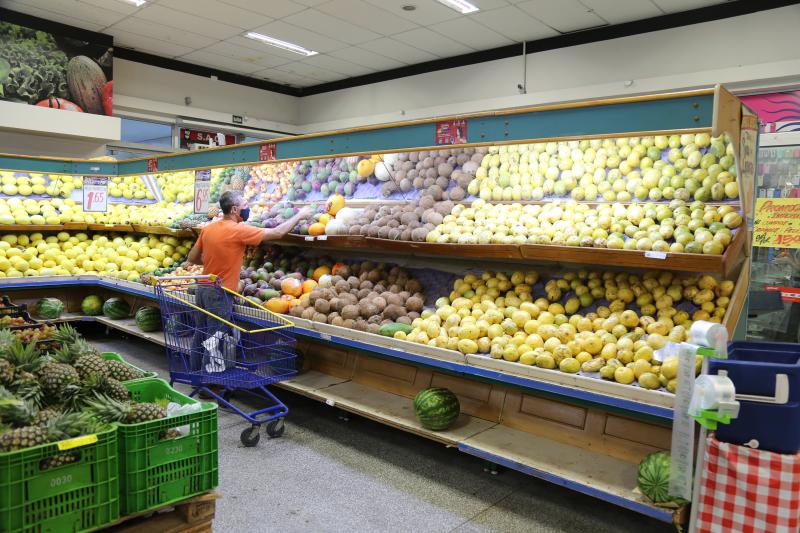 Entre os setores mais aquecidos estão o de bebidas, frutas e carnes