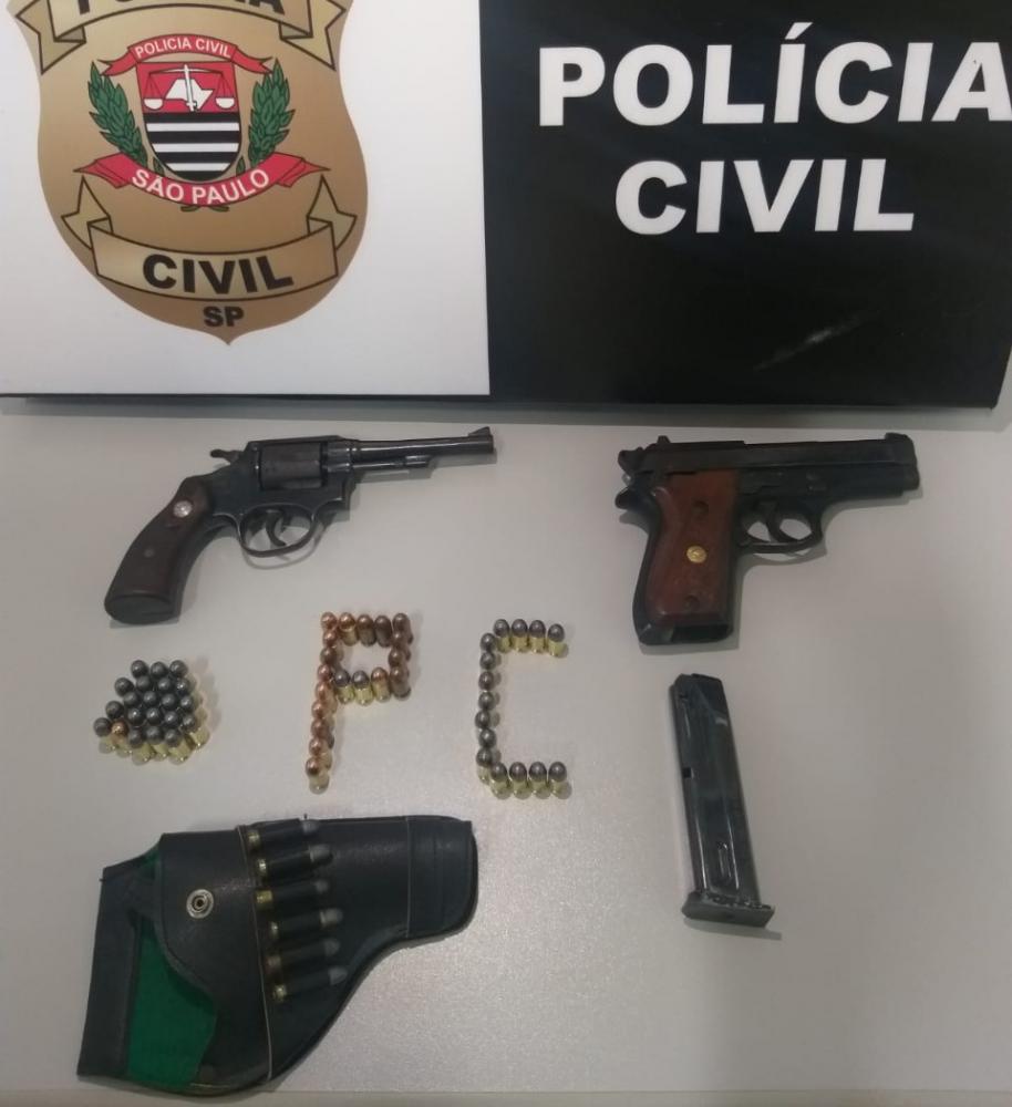 Memória da Polícia Civil de São Paulo- - Revólver de marca Taurus calibre 38.  A arma mais usada e preferida pelos policiais civis paulistas até a década  de 80.