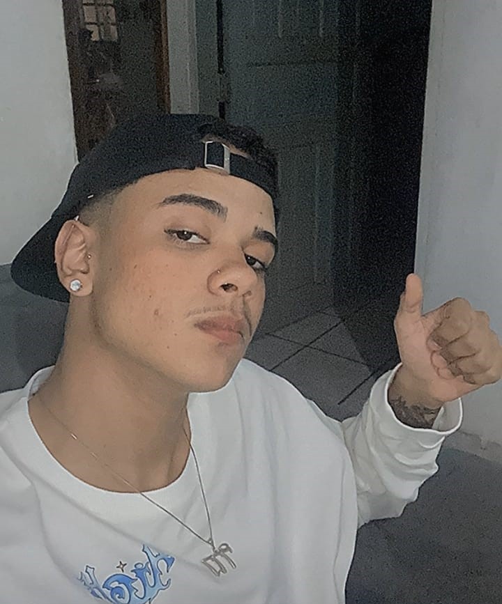 Alex Vieira dos Santos, 18 anos, perdeu controle de direção do veículo no dia 27