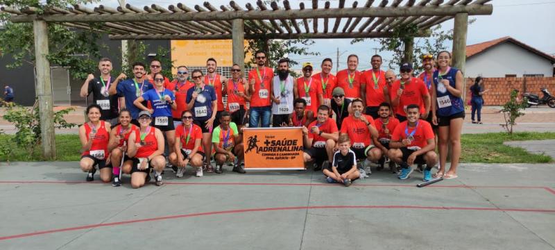 Equipe + Saúde Adrenalina que organizou 1ª Corrida e Caminhada