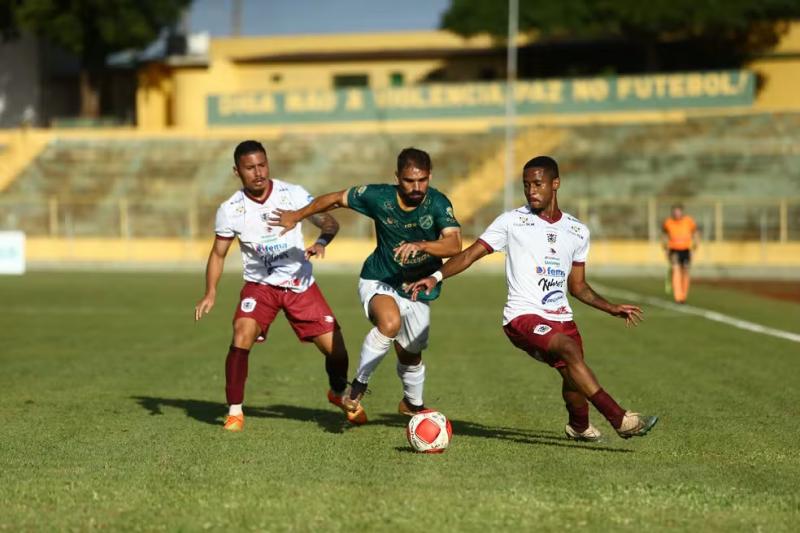 XV de Jaú conseguiu sua 1ª vitória na Copa Paulista ao superar o Vocem, de Assis, por 2 a 0, no sábado