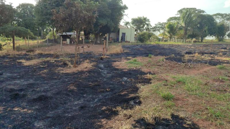 Ao chegarem no sítio, policiais ambientais verificaram que uma área de 1,5 hectares havia sido queimada