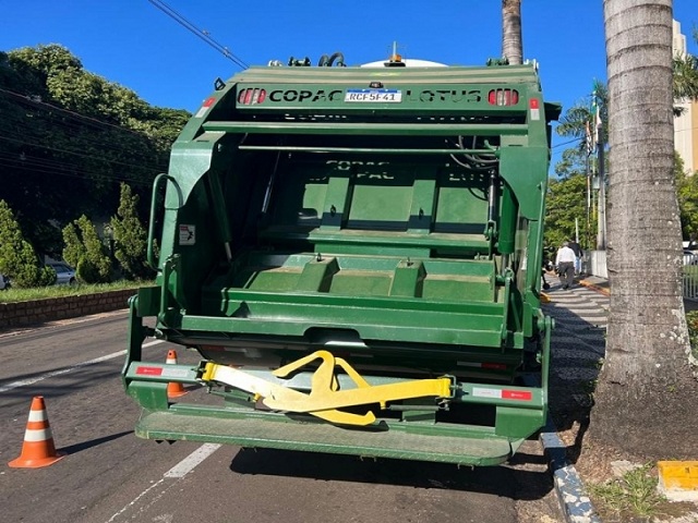 Prudente coleta cerca de 190 toneladas de resíduos sólidos urbanos por dia