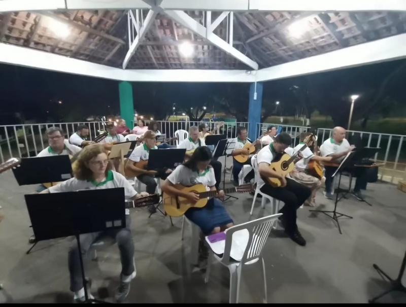 Orquestra Municipal de Viola Caipira de Bernardes se apresenta neste domingo no evento