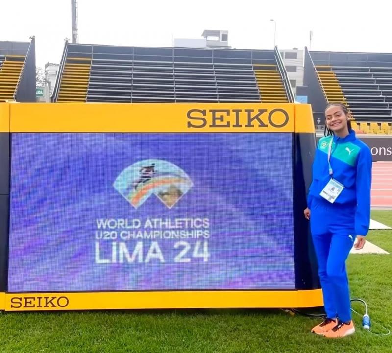 Grazielly Kamilly estreou no Mundial Sub-20 de Lima representando o Brasil, na prova dos 4x400m misto