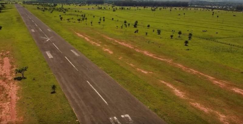 Pista do antigo aeroporto da Cesp mede 1,5 mil m de comprimento, por 30 m de largura