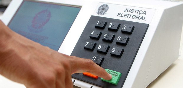 Em Taciba, a corrida eleitoral é composta por três candidatos a prefeito, três a vice-prefeito e 61 a vereador. 