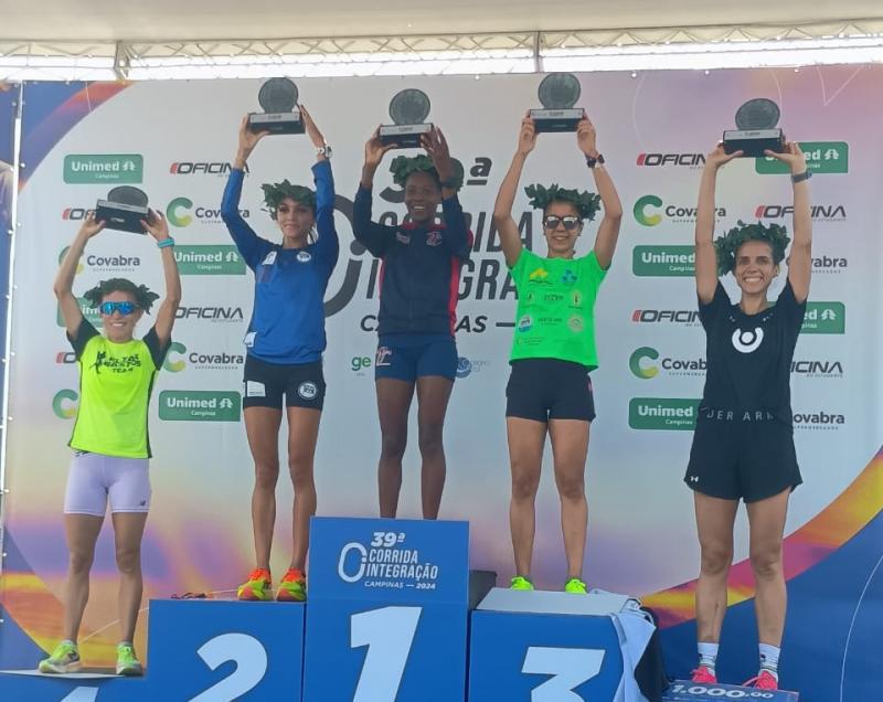 Felismina Cavela da Silva, da APA/TCPP/Semepp, foi campeã com 35 minutos e 30 segundos de corrida