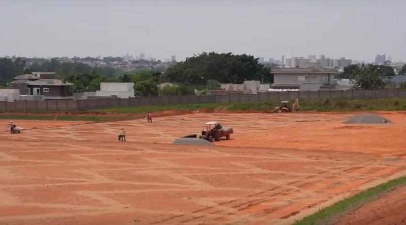 Área onde está sendo construído o complexo esportivo possui mais de 100 mil m²; CT terá 4 campos de futebol, 