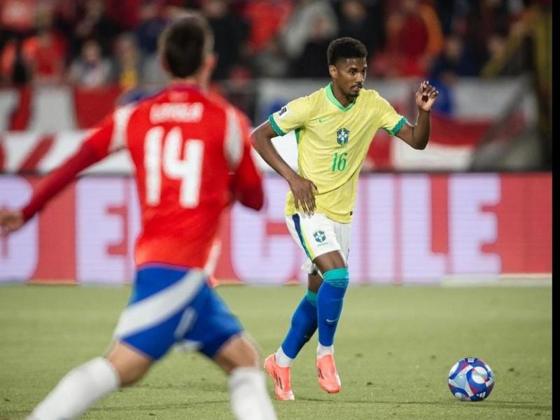 Após sua 1ª convocação para vestir a Amarelinha, Abner teve boa atuação nas vitórias do Brasil contra Chile e Peru 