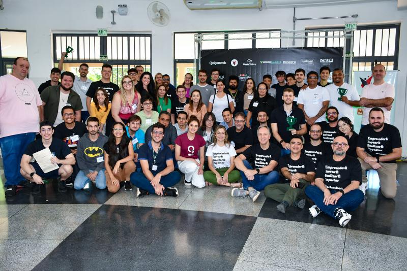 Produção de app ocorreu durante Hackathon, realizado neste final de semana