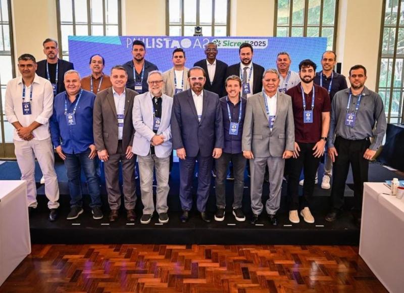 Representantes dos 16 clubes participantes da A2 2025 participaram na manhã desta segunda-feira do conselho técnico da competição, no Salão Nobre do Estádio do Pacaembu, em São Paulo