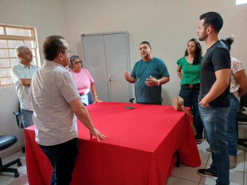 Prefeito e vice eleitos visitaram Casa Santa Marta para conhecer mais sobre trabalhos realizados pela entidade