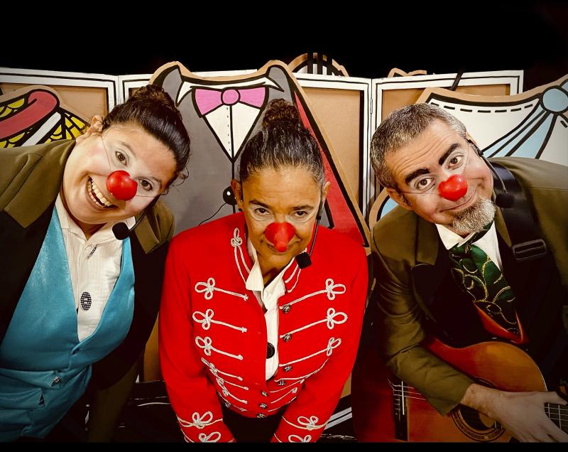 Amanhã, às 15h, Sesc apresenta o espetáculo “Sorri...Dente!”, com a Cia. Teatro Cartum