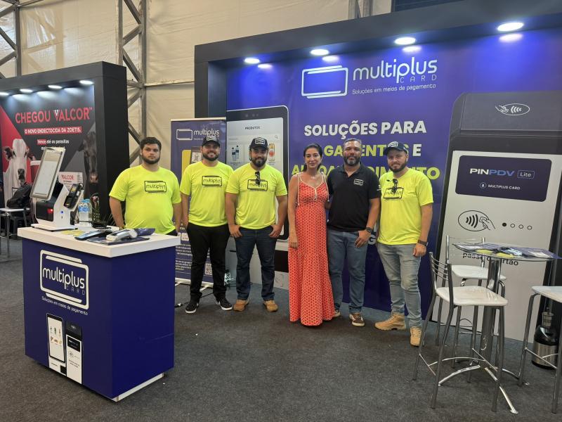 Equipe da Multiplus Card  na Feicorte