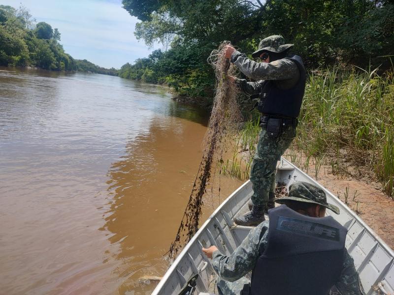 Equipes da 3ª Cia navegaram 200 horas pelos rios e lagos da região no primeiro mês de piracema