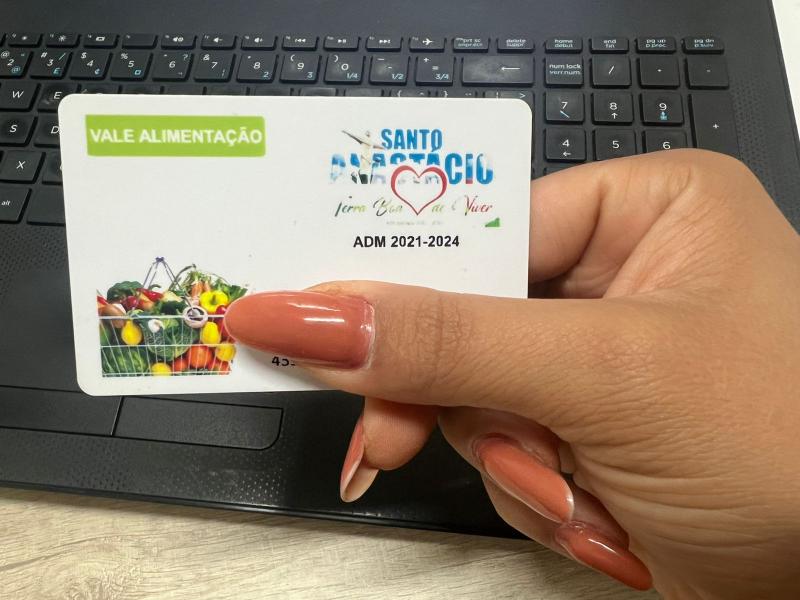 Prefeitura de Santo Anastácio concede gratificação no tíquete-alimentação dos servidores 