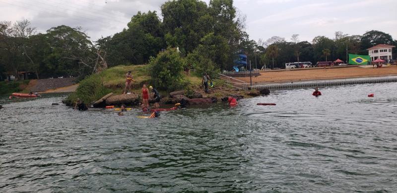 Em águas abertas, como rios e lagos, Corpo de Bombeiros indica que cuidados precisam ser redobrados