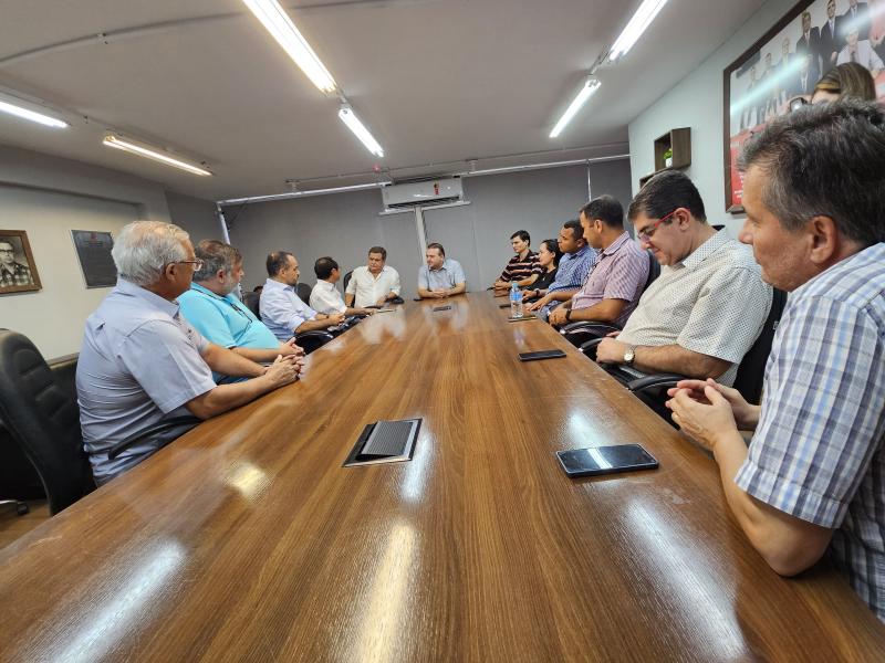 Reunião entre UEPP e vereadores da Câmara Municipal ocorreu nesta segunda