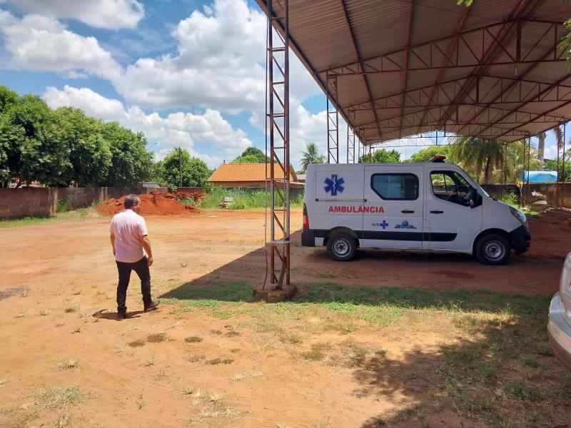 Prefeito de Epitácio, André Lima, conversa com moradores do distrito do Campinal e visita ESF