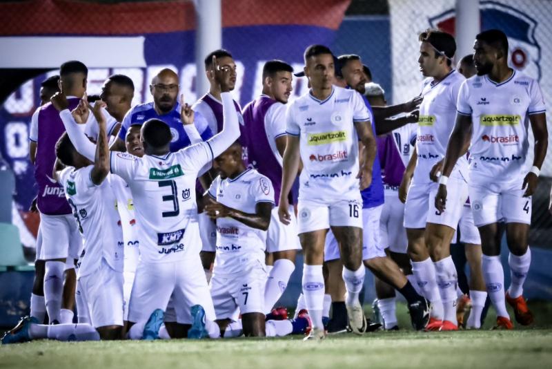 São Bento fez o gol da vitória antes dos 10 minutos de bola rolando