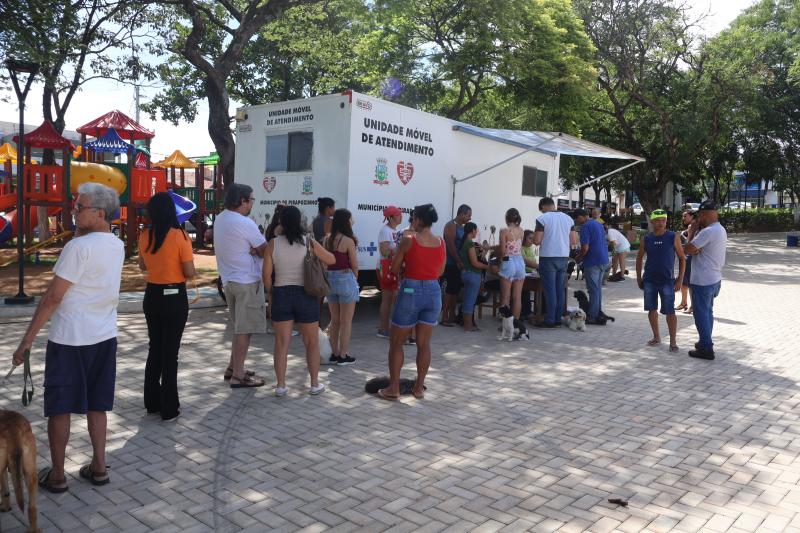 Pirapozinho realiza campanha de vacinação antirrábica, teste de leishmaniose e microchipagem