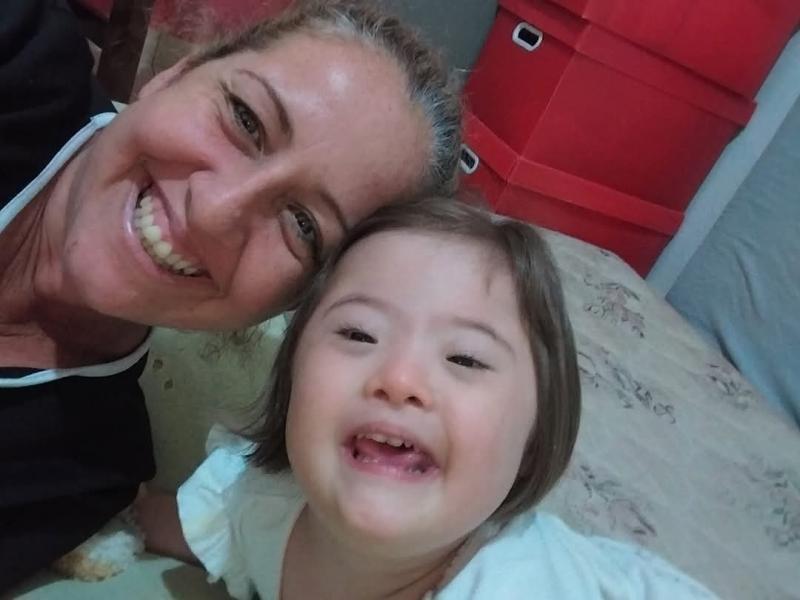 Berta Lúcia com a filha Yasmin, 5 anos