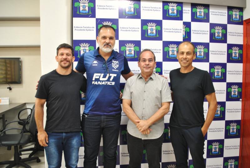 André Lima recebeu o presidente do Grêmio Prudente, André Garcia, e sua equipe, na terça