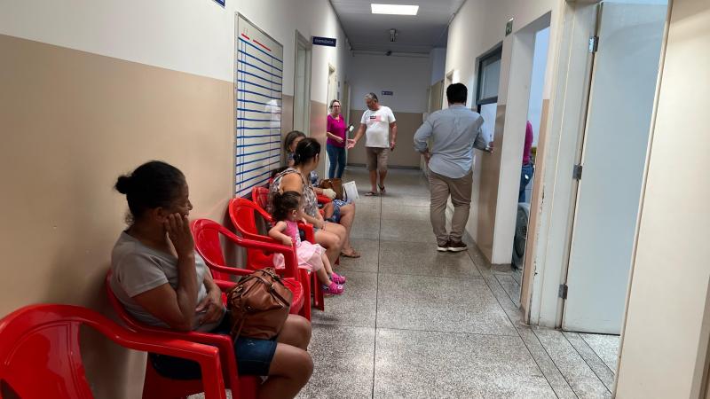 Serviço de apoio a pacientes com dengue oferece hidratação e exames laboratoriais