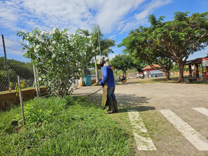 Balneário da Amizade recebe ações de zeladoria nesta semana