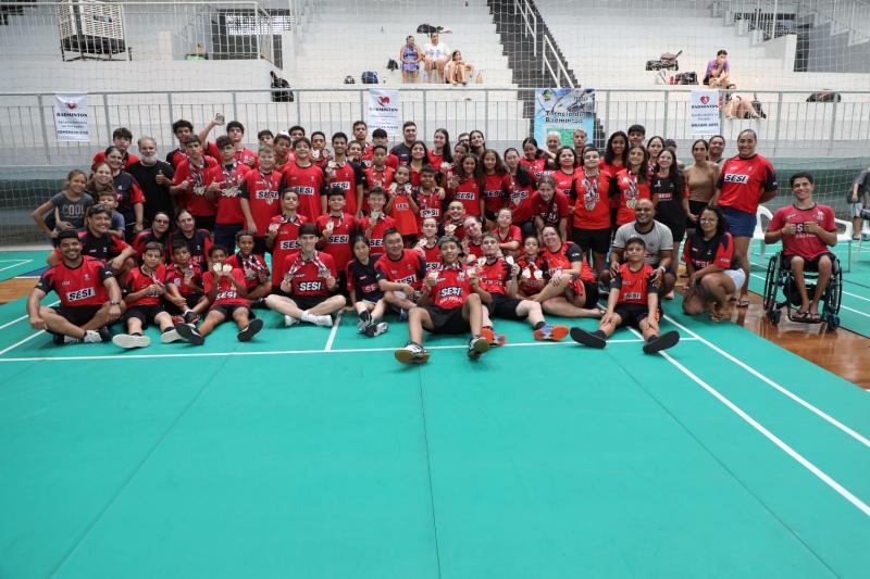 Equipe de Badminton do Sesi-SP é composta por atletas de Presidente Prudente e Rio Preto