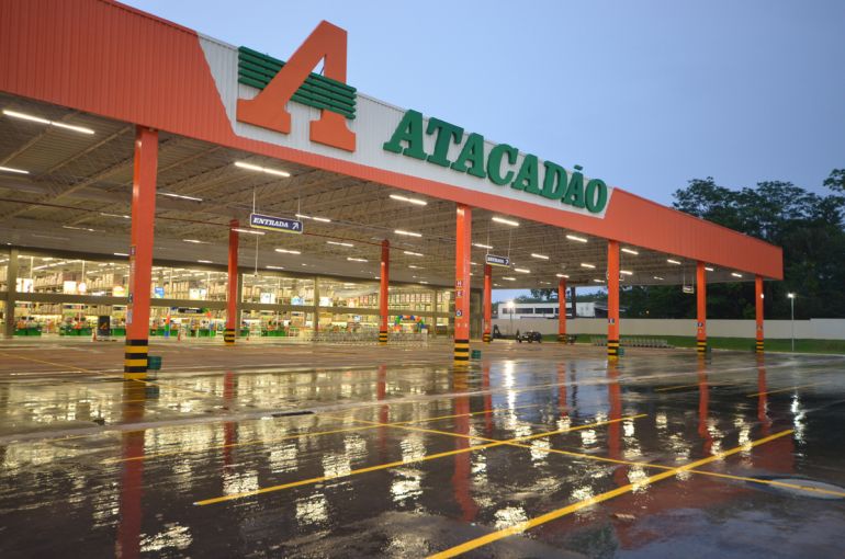 AI do Atacadão - localizado no Jardim Vale do Sol, Atacadão possui 5.600 m² de área de vendas, além de estacionamento